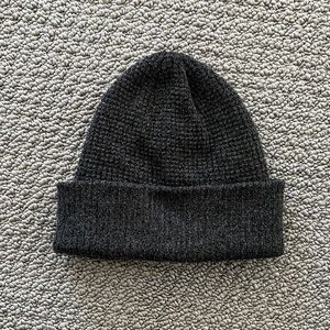 Levi’s Charcoal Knit Beanie